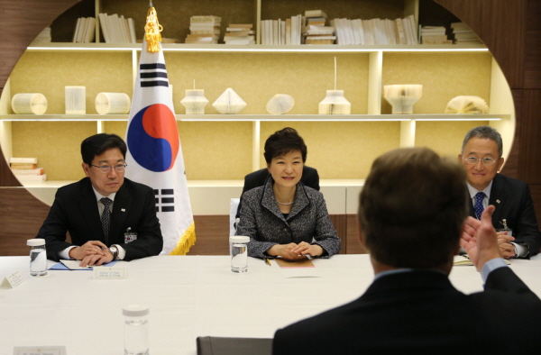 Meeting with President & CEO of Cisco Systems 