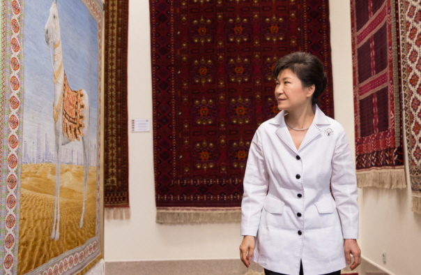 Visit to the National Turkmen Carpet Museum