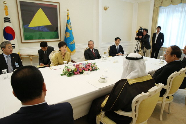 Meeting with President Sheikh Ahmad Al-Fahad Al-Sabah of the Olympic Council of Asia 