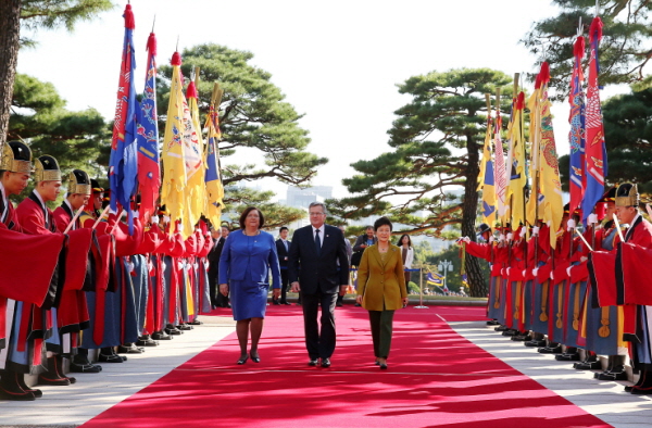 Official Welcoming Ceremony for Polish President Bronisław Komorowski 